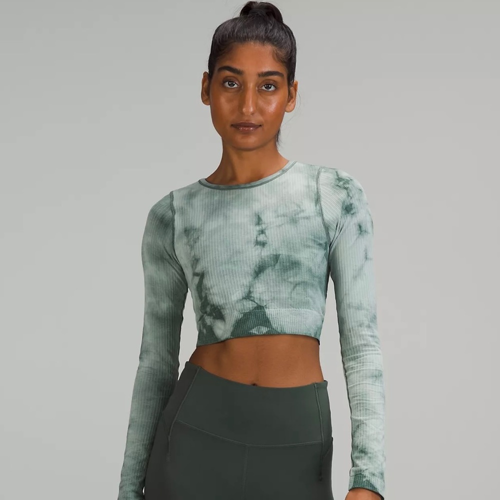 Lululemon Ebb to Street Crop 💚✅